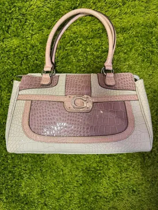 Guess Vintage Y2K Croc-Embossed Patent Leather Tri-Tone Handbag with Rhinestone - Picture 1 of 6